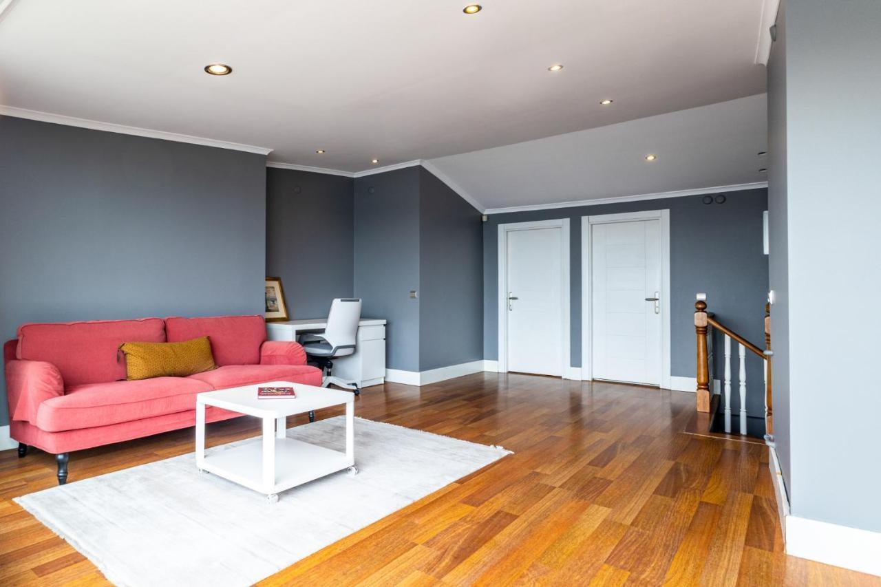 イスタンブールDuplex Flat W Panoramic Bosphorus View And Terraceアパートメント エクステリア 写真